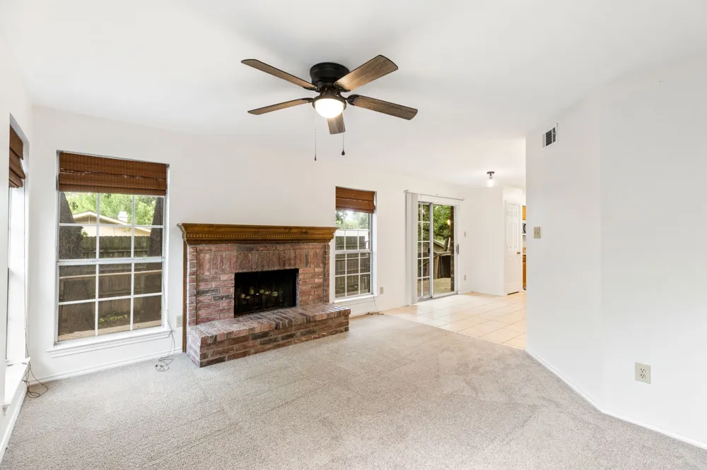 3208 Hickory Court Bedford, TX 76021