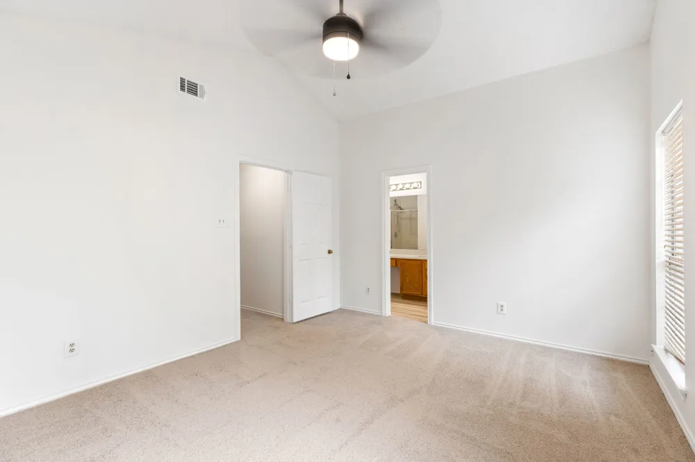 3208 Hickory Court Bedford, TX 76021