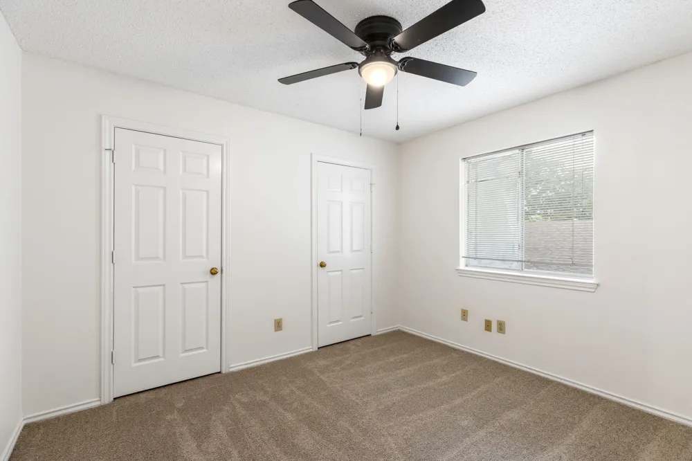 3208 Hickory Court Bedford, TX 76021