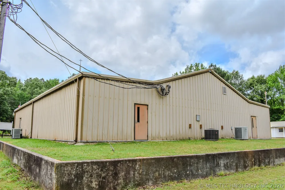 4447 E 1980 ROAD Fort Towson, OK 74735