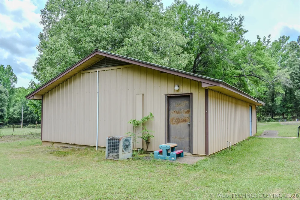 4447 E 1980 ROAD Fort Towson, OK 74735