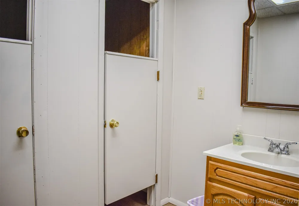 4447 E 1980 ROAD Fort Towson, OK 74735