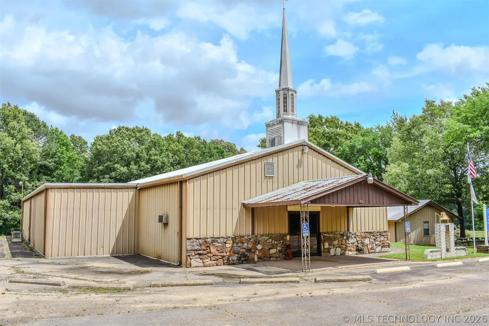 4447 E 1980 ROAD Fort Towson, OK 74735