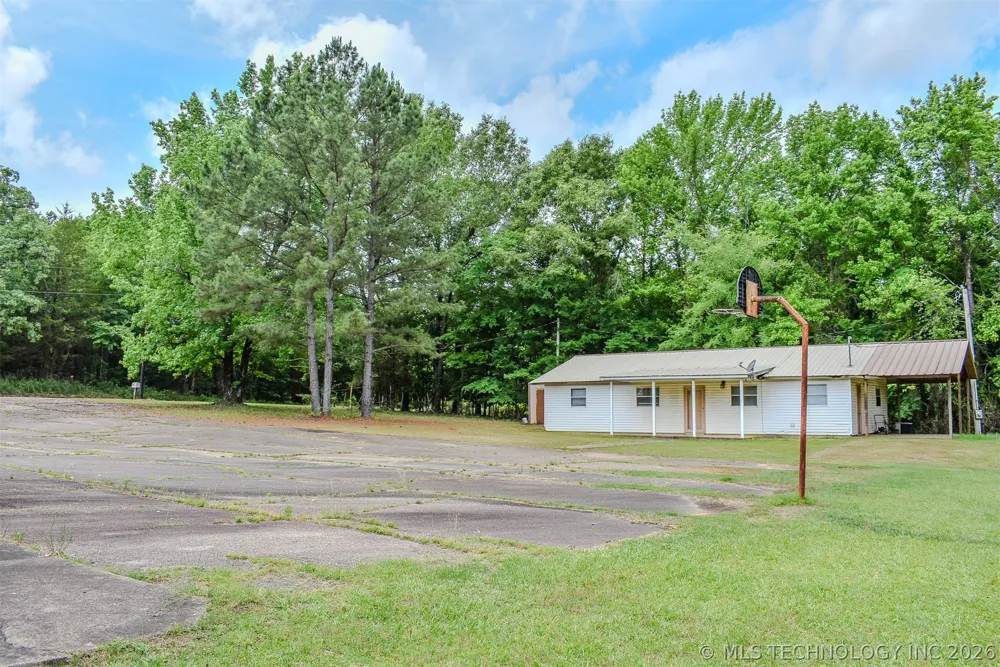 4447 E 1980 ROAD Fort Towson, OK 74735