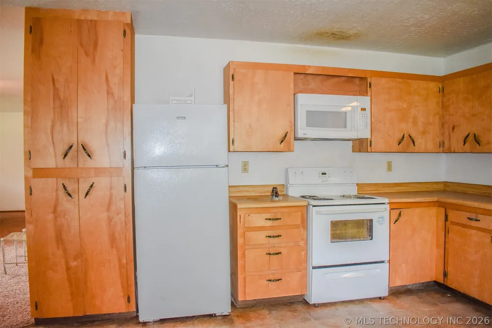 4447 E 1980 ROAD Fort Towson, OK 74735