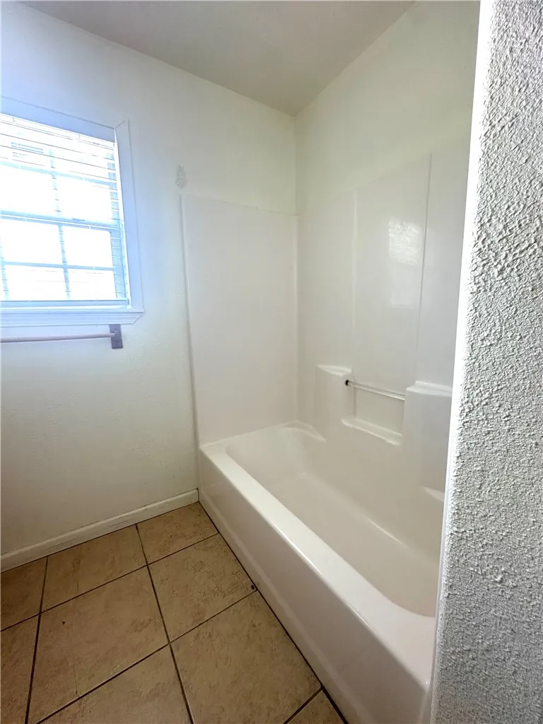 716 Sodville St Sinton, TX 78387