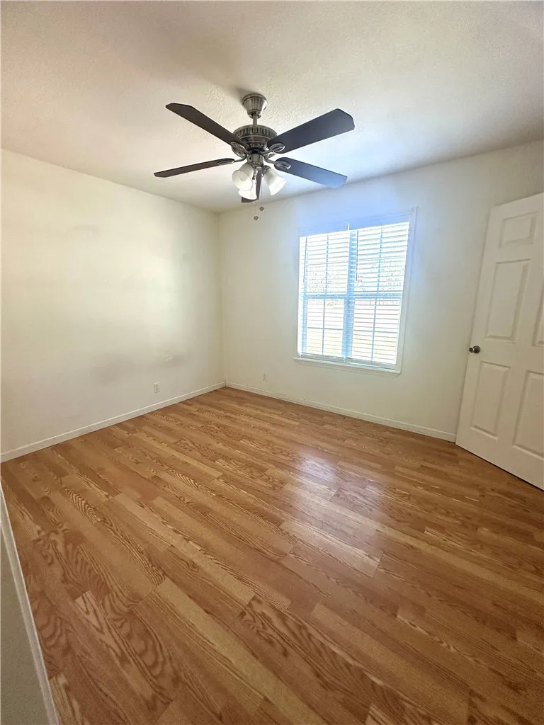 716 Sodville St Sinton, TX 78387