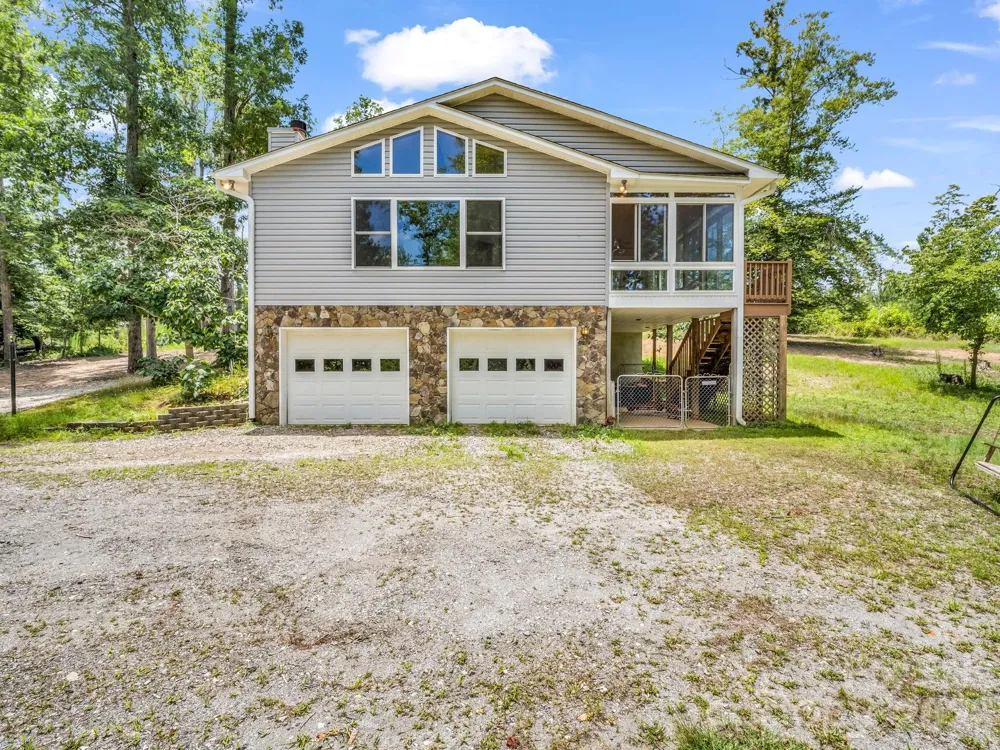 1943 Landrum Road Columbus, NC 28722