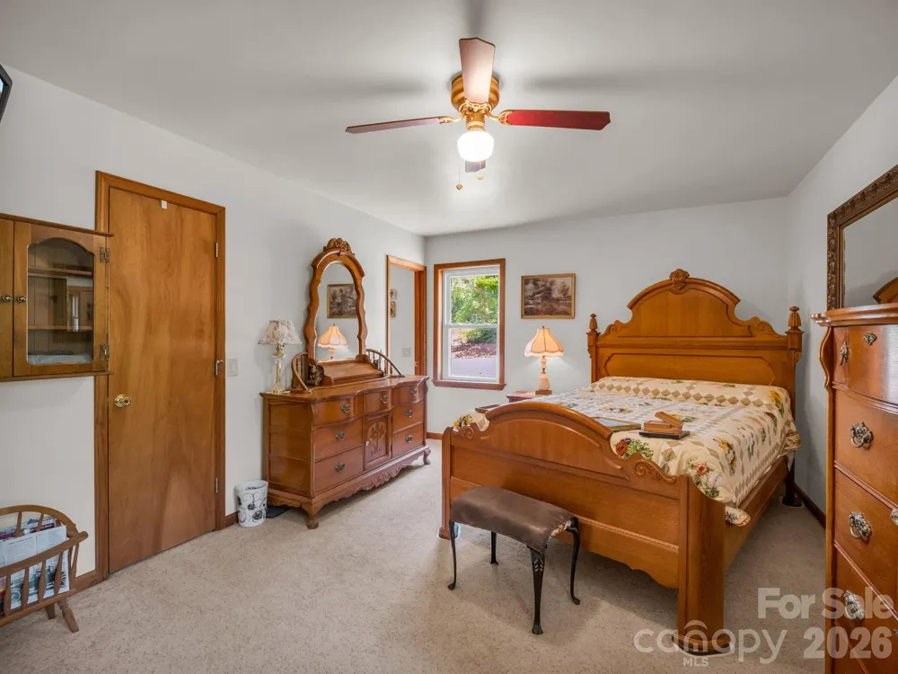 1943 Landrum Road Columbus, NC 28722