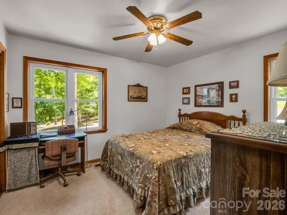1943 Landrum Road Columbus, NC 28722