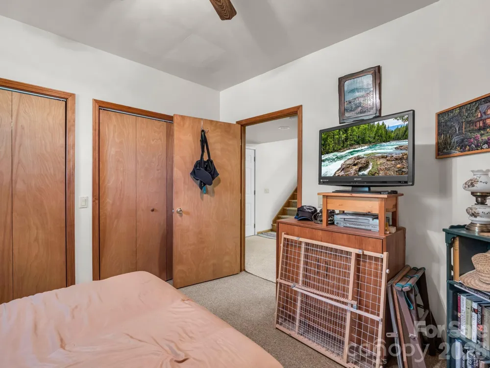 1943 Landrum Road Columbus, NC 28722