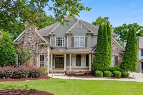 302 Beech Tree Hollow