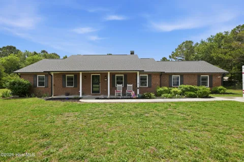 102 Beaver Trail