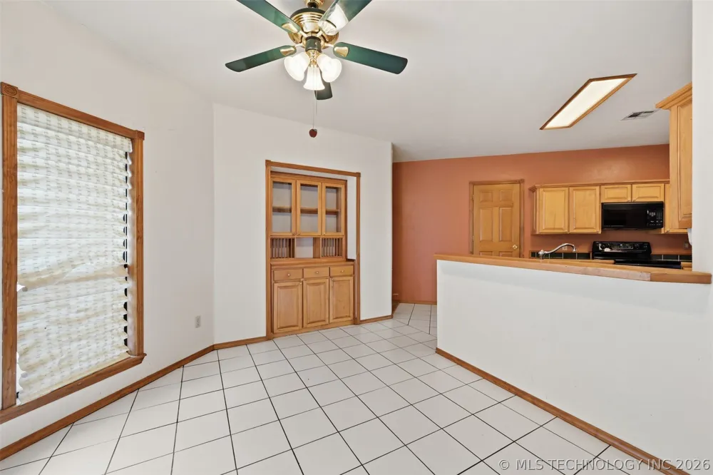 1726 Lakeview Drive Sulphur, OK 73086