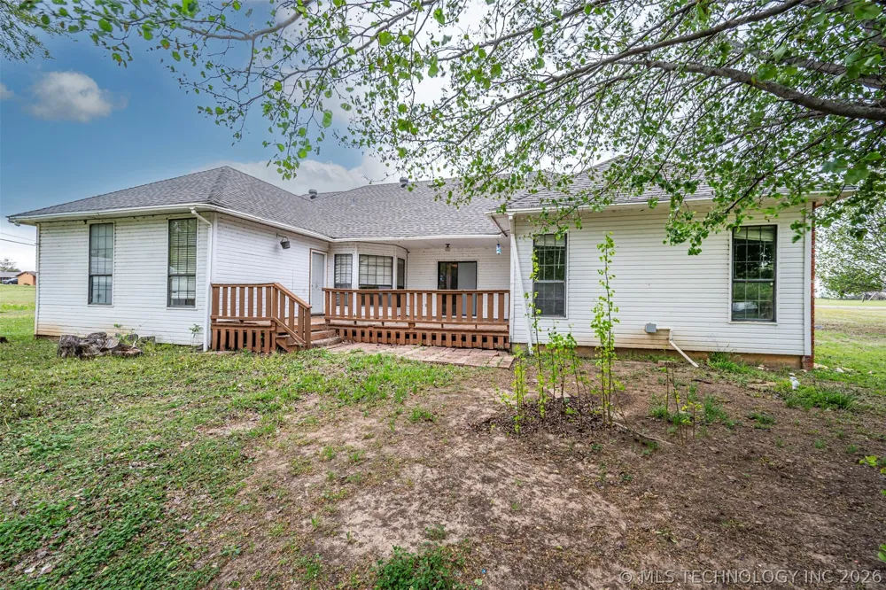 1726 Lakeview Drive Sulphur, OK 73086