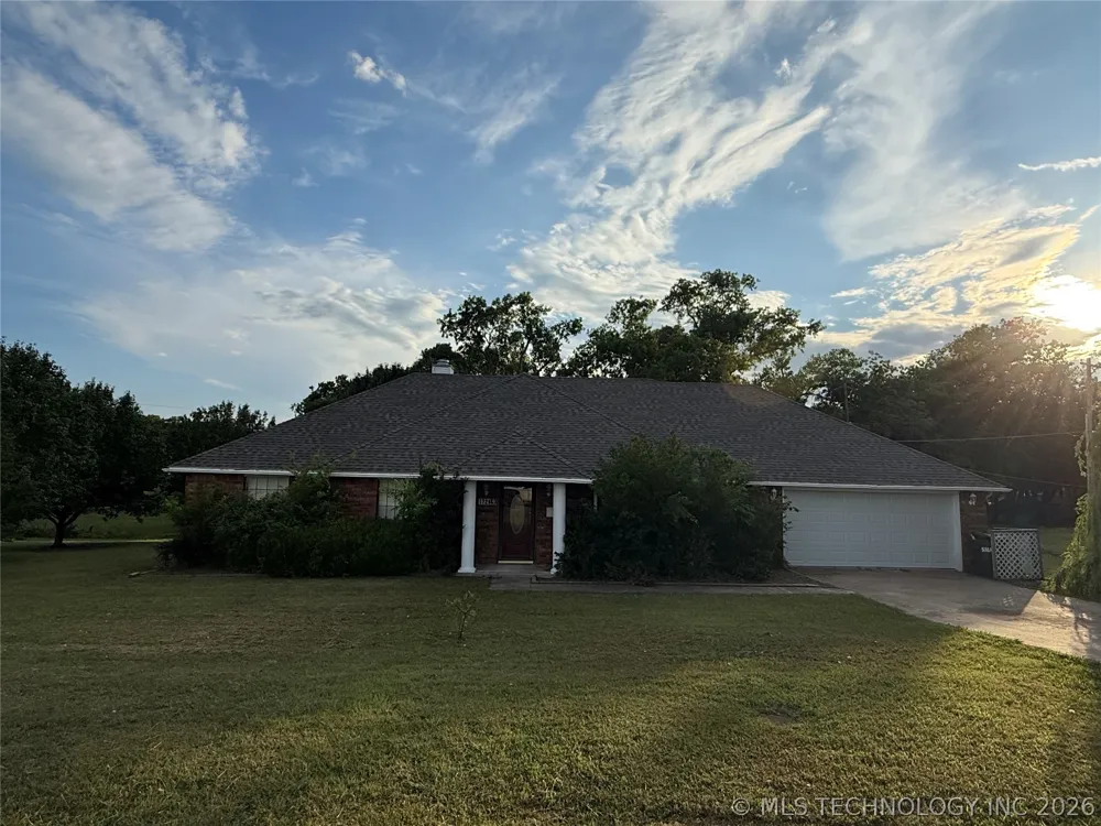 1726 Lakeview Drive Sulphur, OK 73086