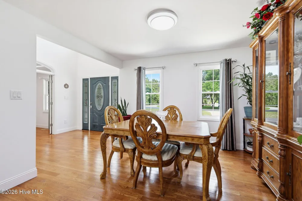 138 Yacht Club Drive Newport, NC 28570
