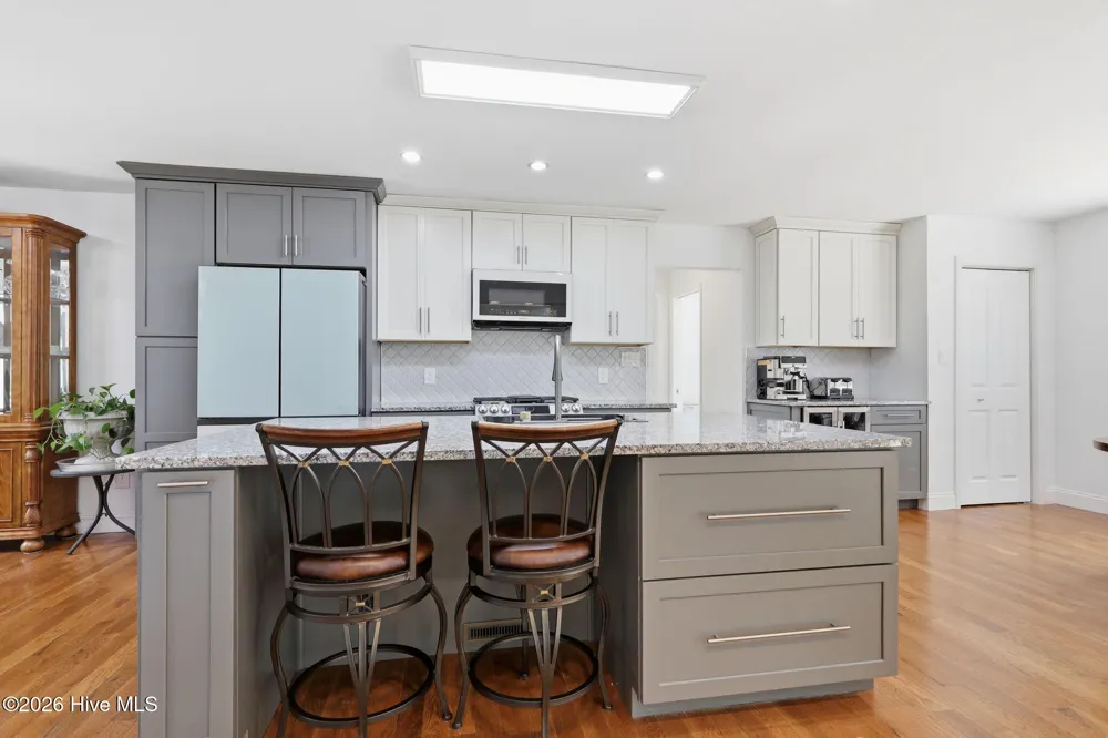 138 Yacht Club Drive Newport, NC 28570