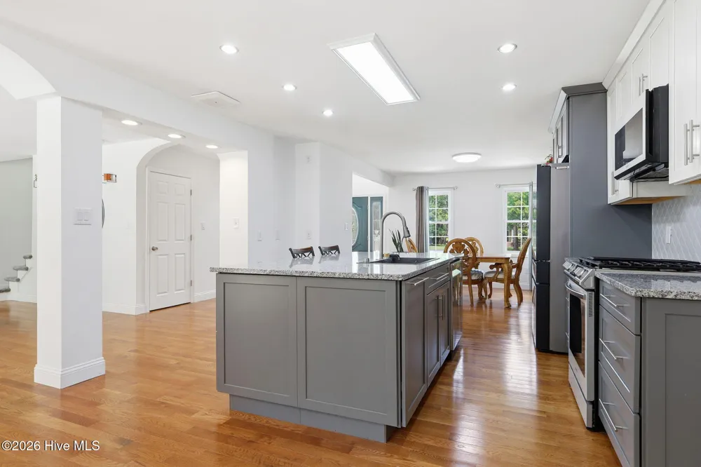 138 Yacht Club Drive Newport, NC 28570