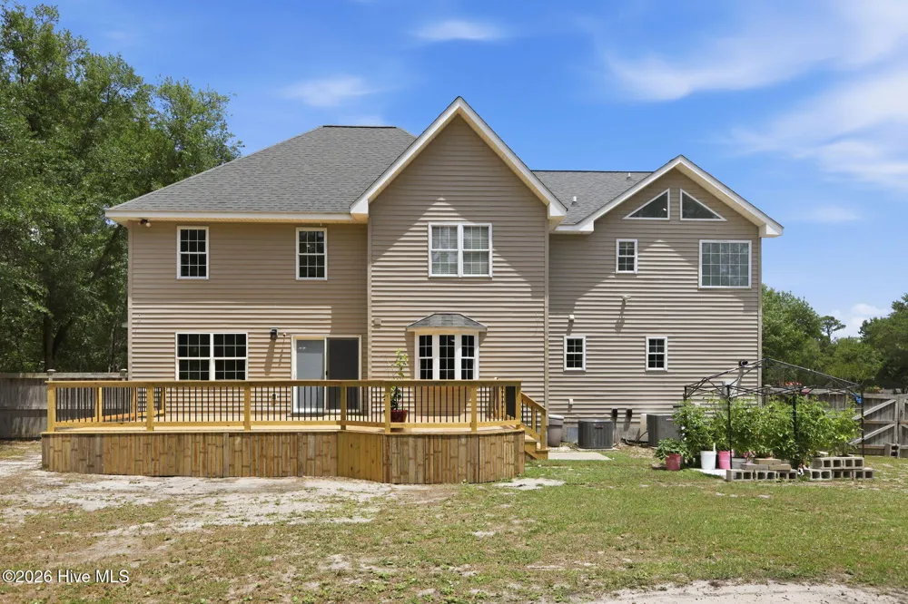 138 Yacht Club Drive Newport, NC 28570
