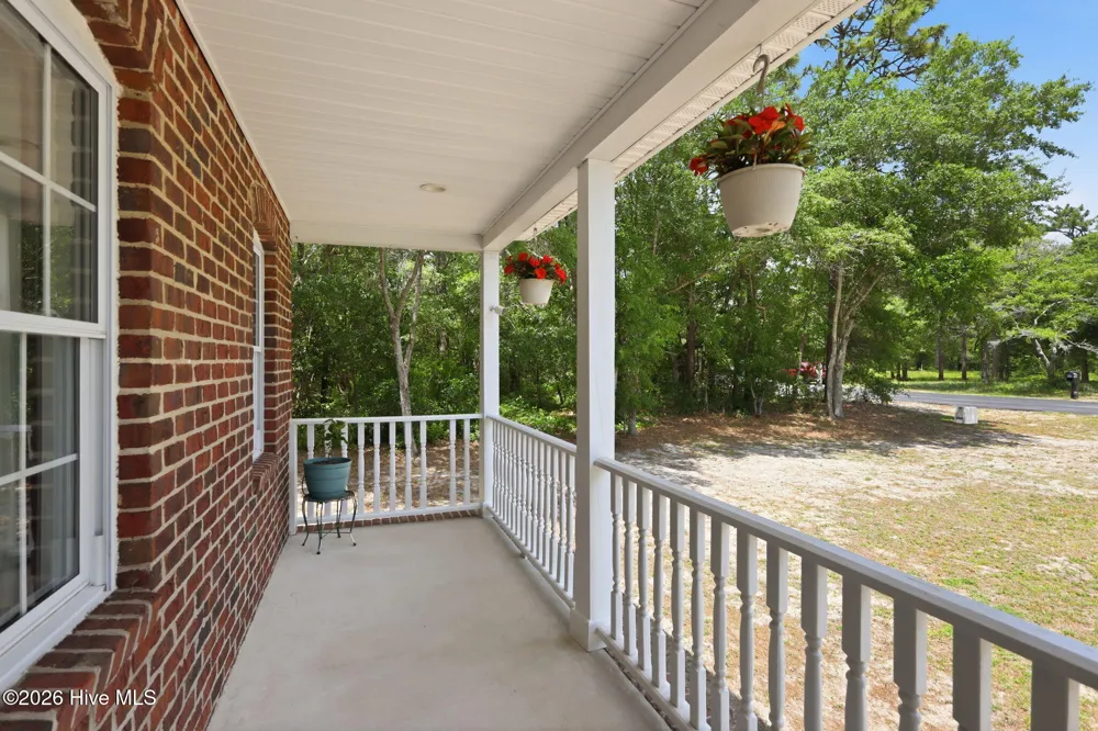 138 Yacht Club Drive Newport, NC 28570