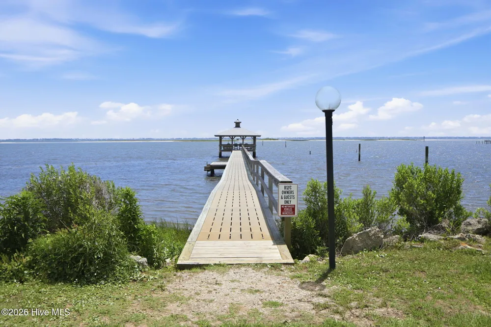 138 Yacht Club Drive Newport, NC 28570