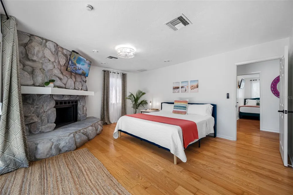 2153 KARAN WAY Clearwater, FL 33763