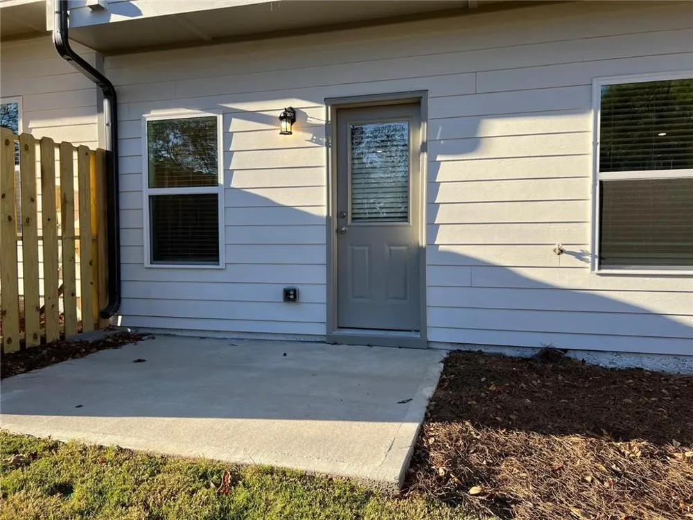 1391 Ben Park Way Grayson, GA 30017