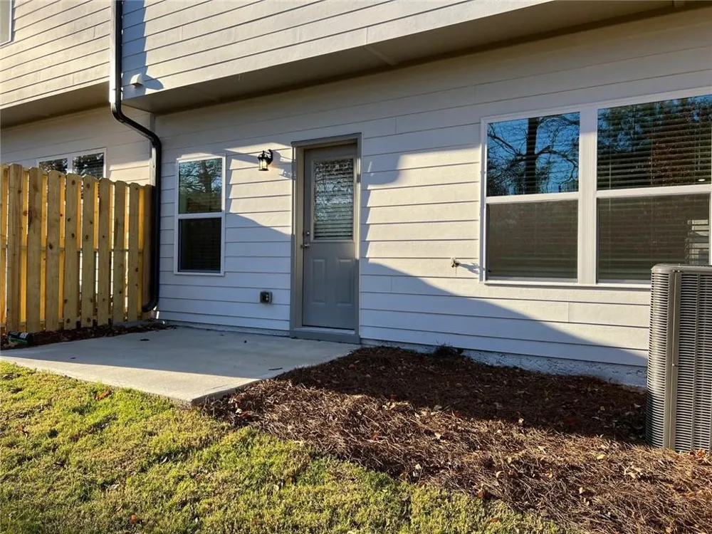 1391 Ben Park Way Grayson, GA 30017