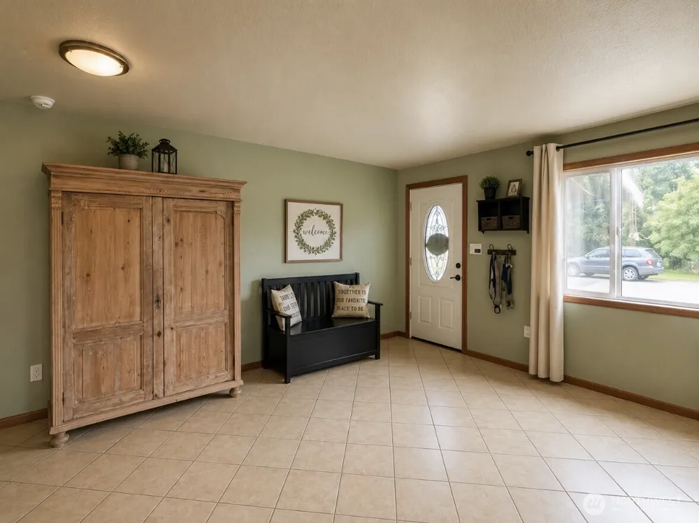 402 Juniper Street Oroville, WA 98844