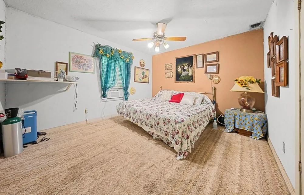 277 Cr 3520 Broaddus, TX 75929