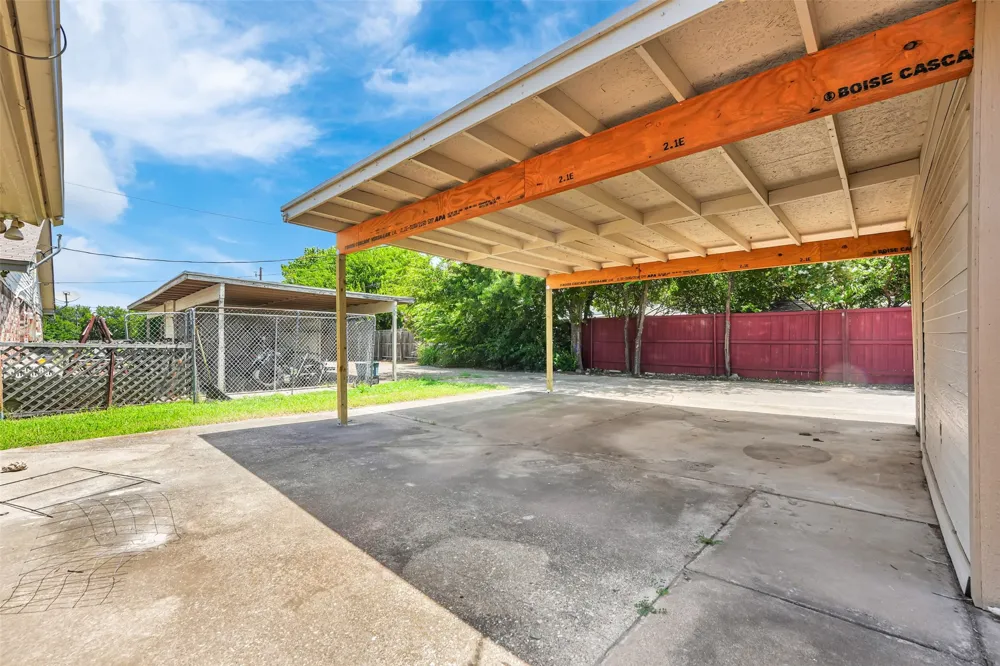405 S Las Vegas Trail White Settlement, TX 76108