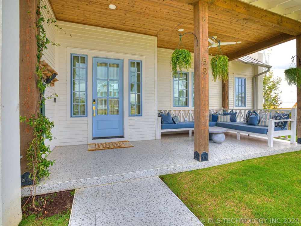 58 Center Lane Carlton Landing, OK 74432