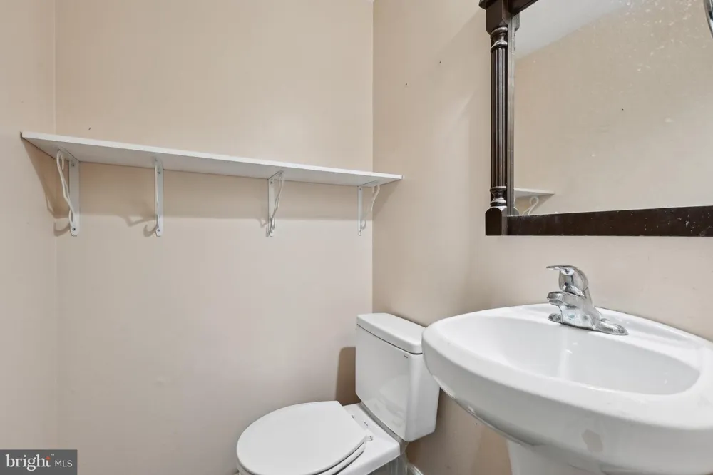 9029 ROUTE 29 Fairfax, VA 22031