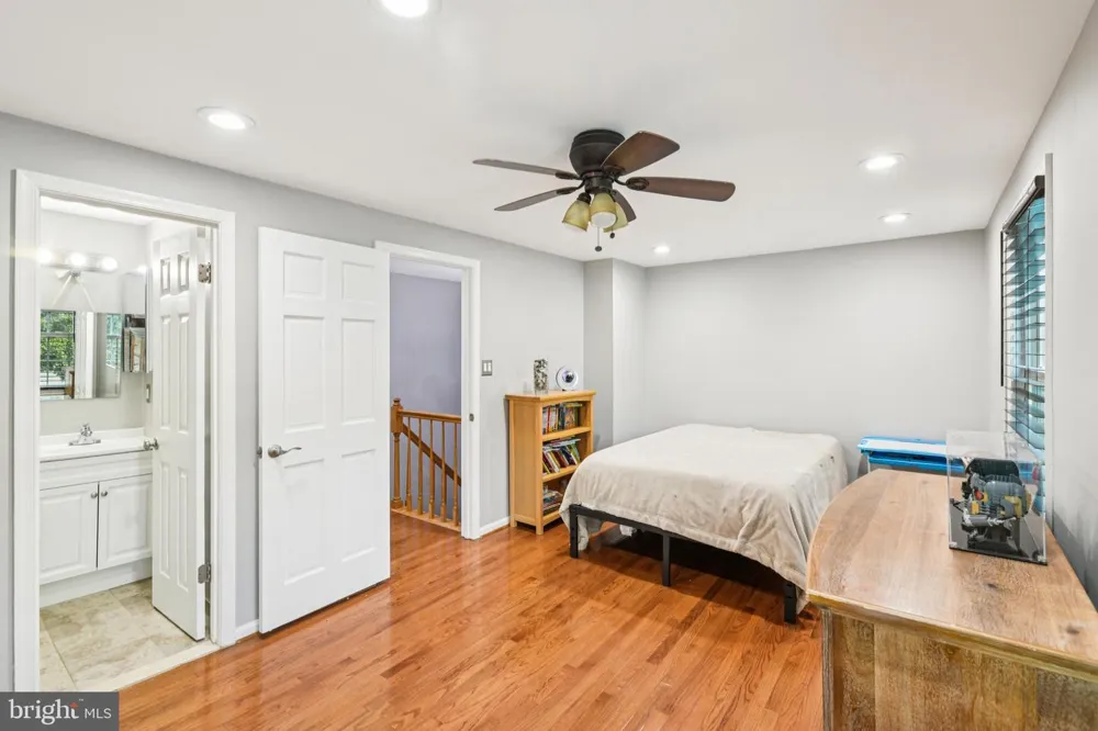 9029 ROUTE 29 Fairfax, VA 22031
