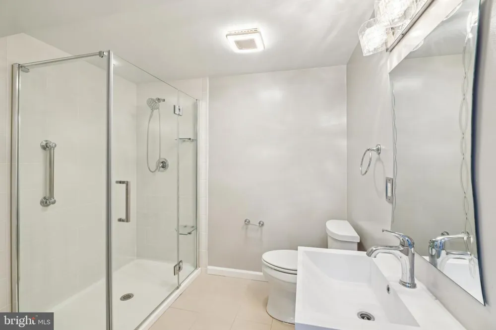 9029 ROUTE 29 Fairfax, VA 22031