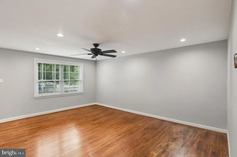 9029 ROUTE 29 Fairfax, VA 22031