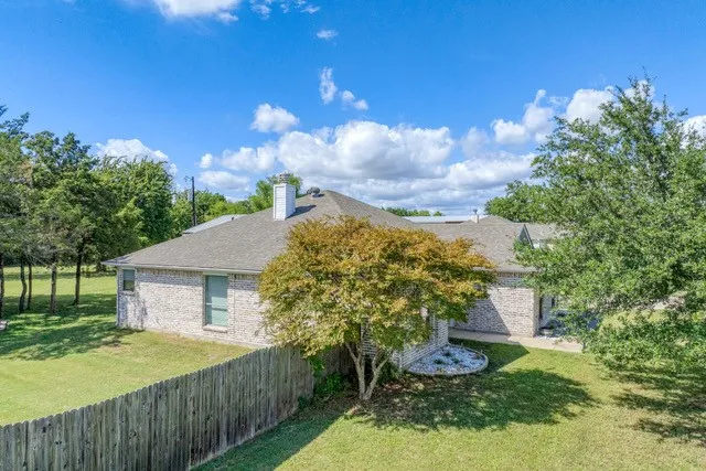 99 Catamaran Court Gordonville, TX 76245