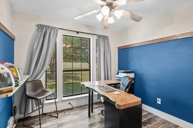 99 Catamaran Court Gordonville, TX 76245