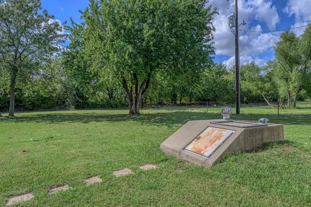 99 Catamaran Court Gordonville, TX 76245
