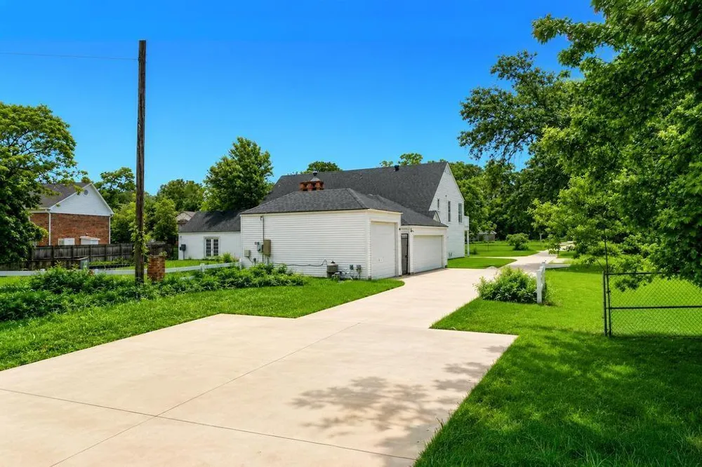 4409 Hillbrook Drive Orange, TX 77632