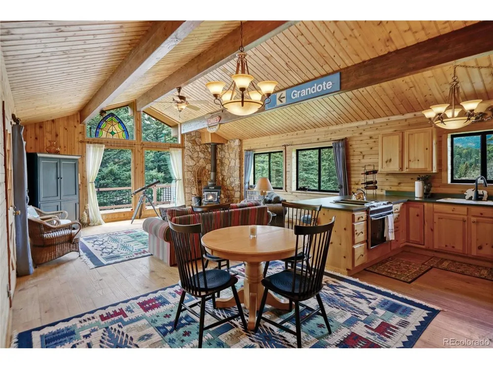25 Cottonwood Trail La Veta, CO 81055