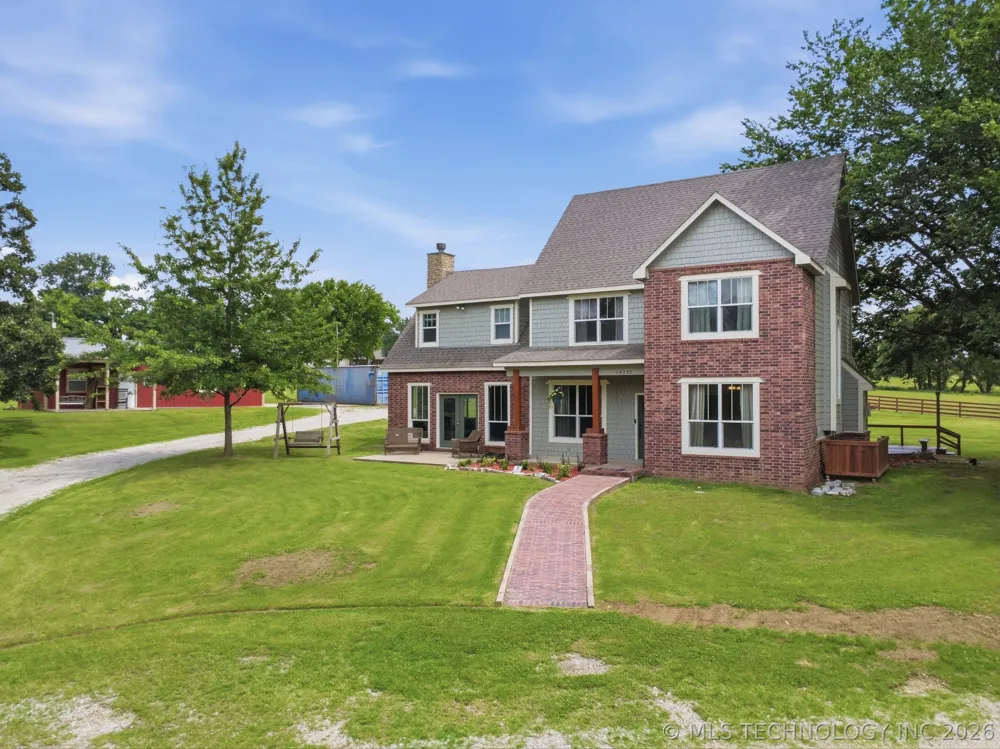 14252 E Lake Drive Claremore, OK 74017