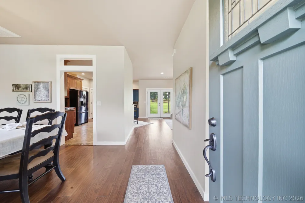 14252 E Lake Drive Claremore, OK 74017