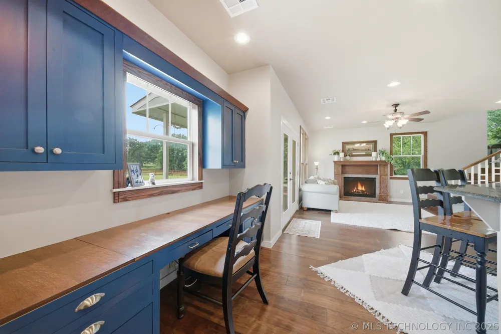 14252 E Lake Drive Claremore, OK 74017