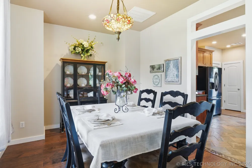 14252 E Lake Drive Claremore, OK 74017