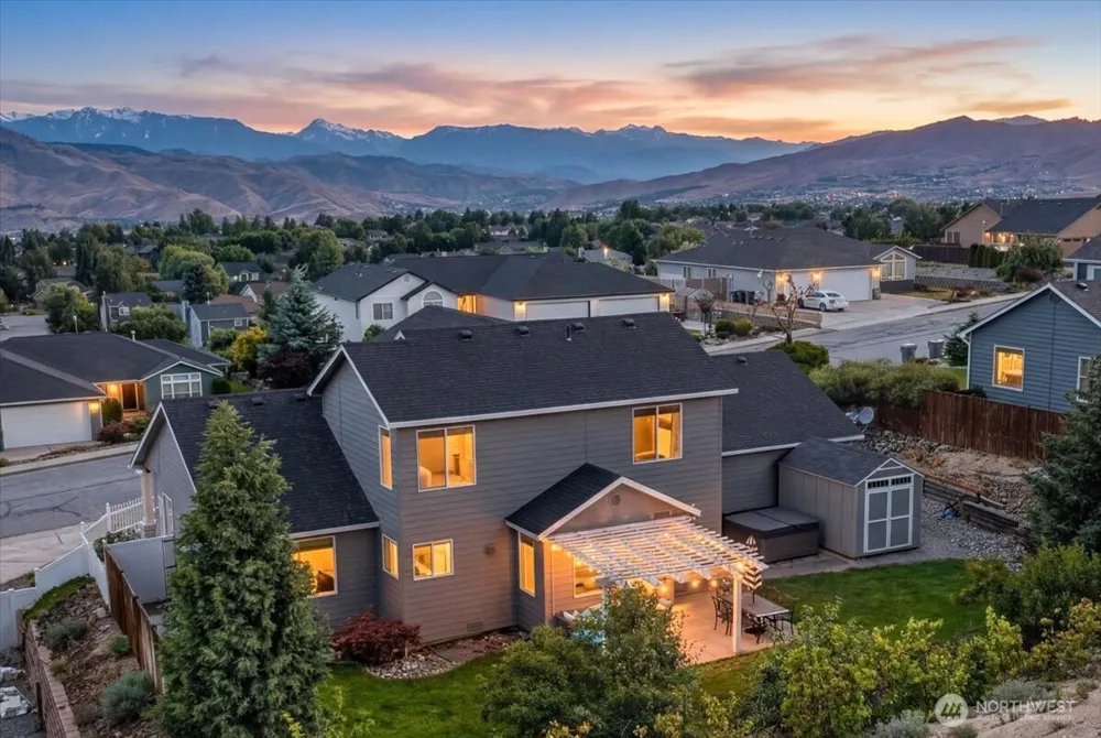 1255 Wheatridge Drive East Wenatchee, WA 98802