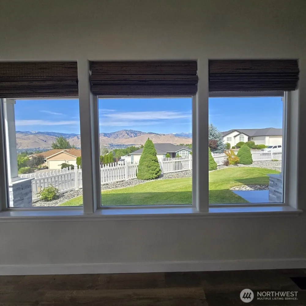 1255 Wheatridge Drive East Wenatchee, WA 98802