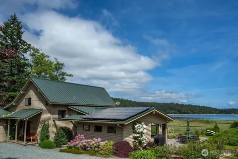 3757 Mud Bay Road
