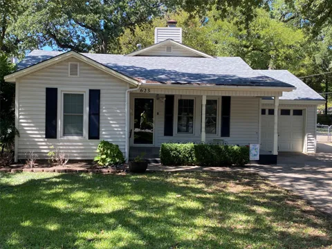 623 Club Oak Drive